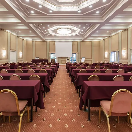 Amalia Meteora Hotel 4*