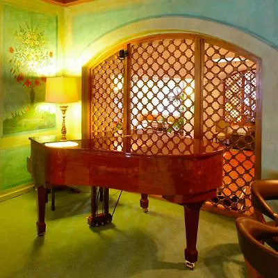 Amalia Meteora Hotel 4*