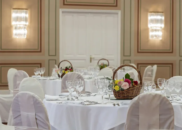 Amalia Meteora ホテル